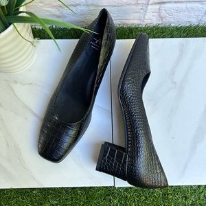 Aquatalia Elaine Black Pumps Croc Embossed
Leather Waterproof Size 10